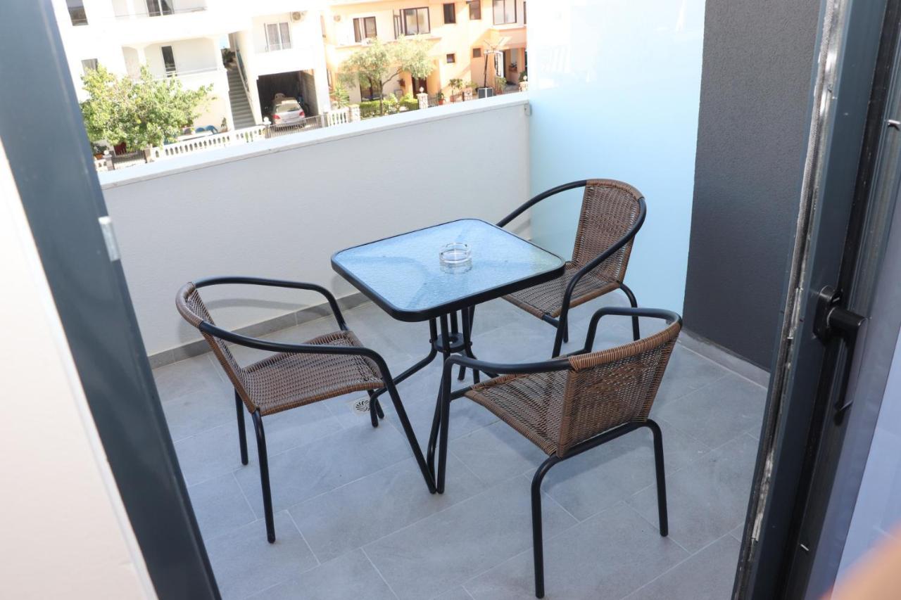 Eagles Apartments & Suites Ulcinj Luaran gambar