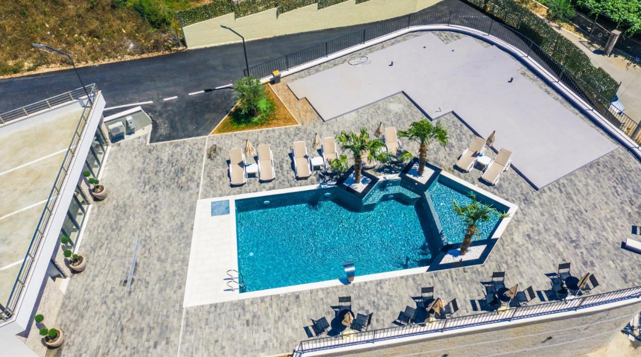Eagles Apartments & Suites Ulcinj Luaran gambar