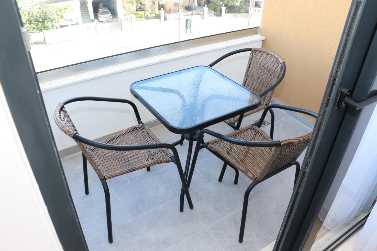 Eagles Apartments & Suites Ulcinj Luaran gambar