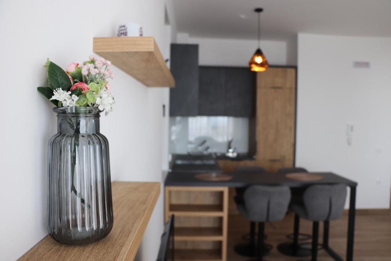 Eagles Apartments & Suites Ulcinj Luaran gambar