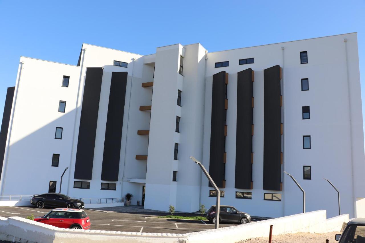 Eagles Apartments & Suites Ulcinj Luaran gambar