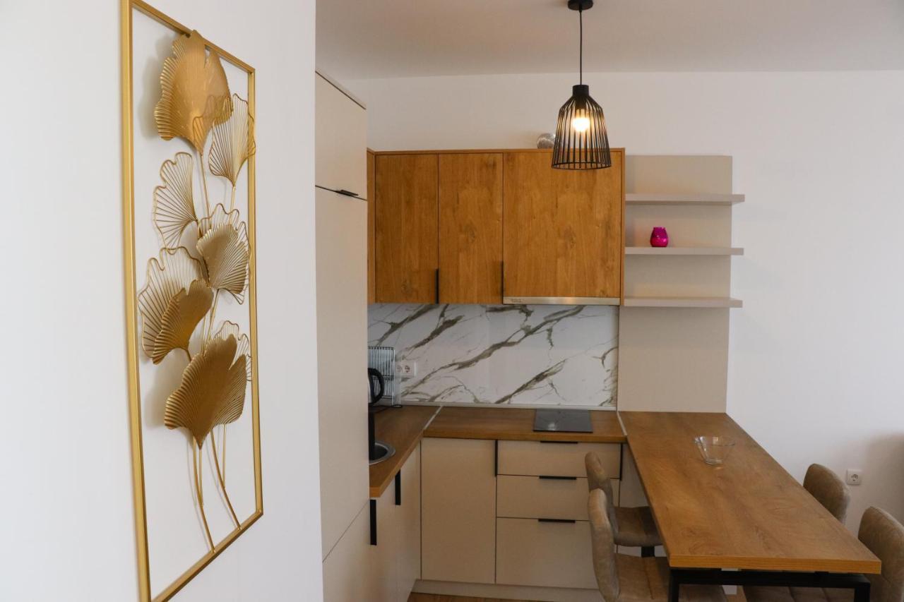 Eagles Apartments & Suites Ulcinj Luaran gambar