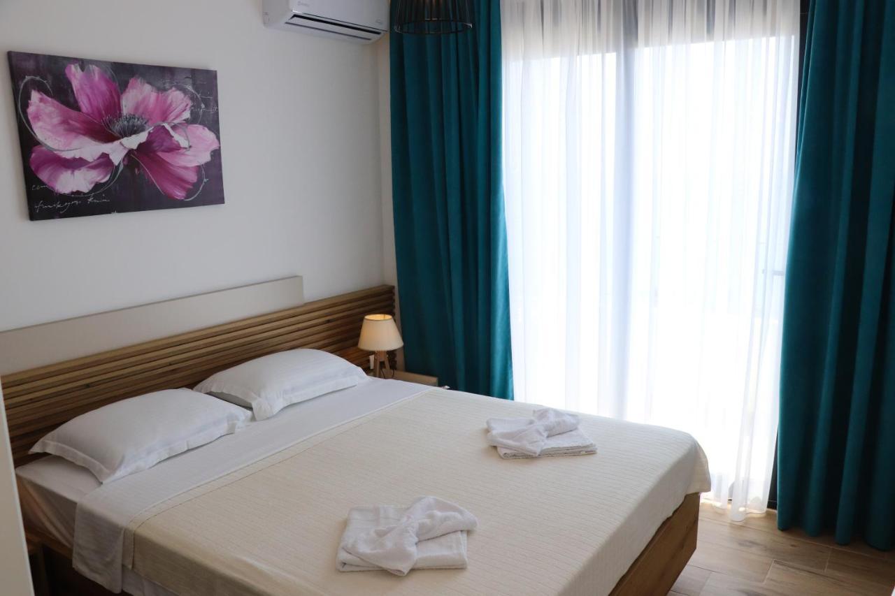Eagles Apartments & Suites Ulcinj Luaran gambar